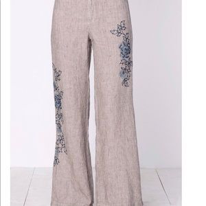 NWT XCVI Embroidered Kinsley Pant S-M